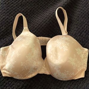 BALI 40B UNDERWIRE BRA LIGHTLY LINED